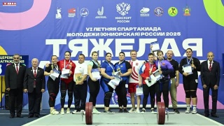Золото и бронза Спартакиады молодежи в штанге