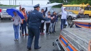 Дети на спасательной станции