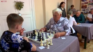 Шахматы объединили поколения