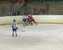 Новокузнецкие хоккеисты обыгрывают своих соперников