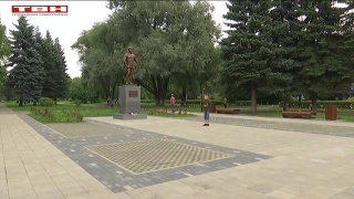 Памятник Манееву открыли