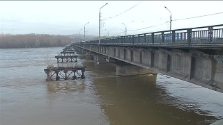 Уровень в Томи снижается