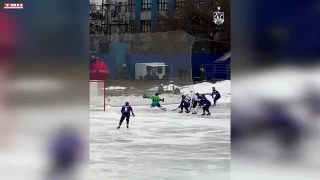 ХК «Кузбасс» выиграл в Кирове