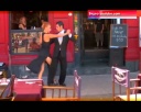 На улицах города танцуют танго