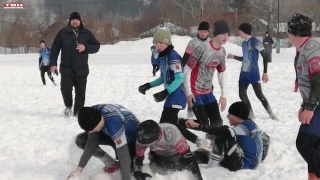 В Новокузнецке играли в регби на снегу